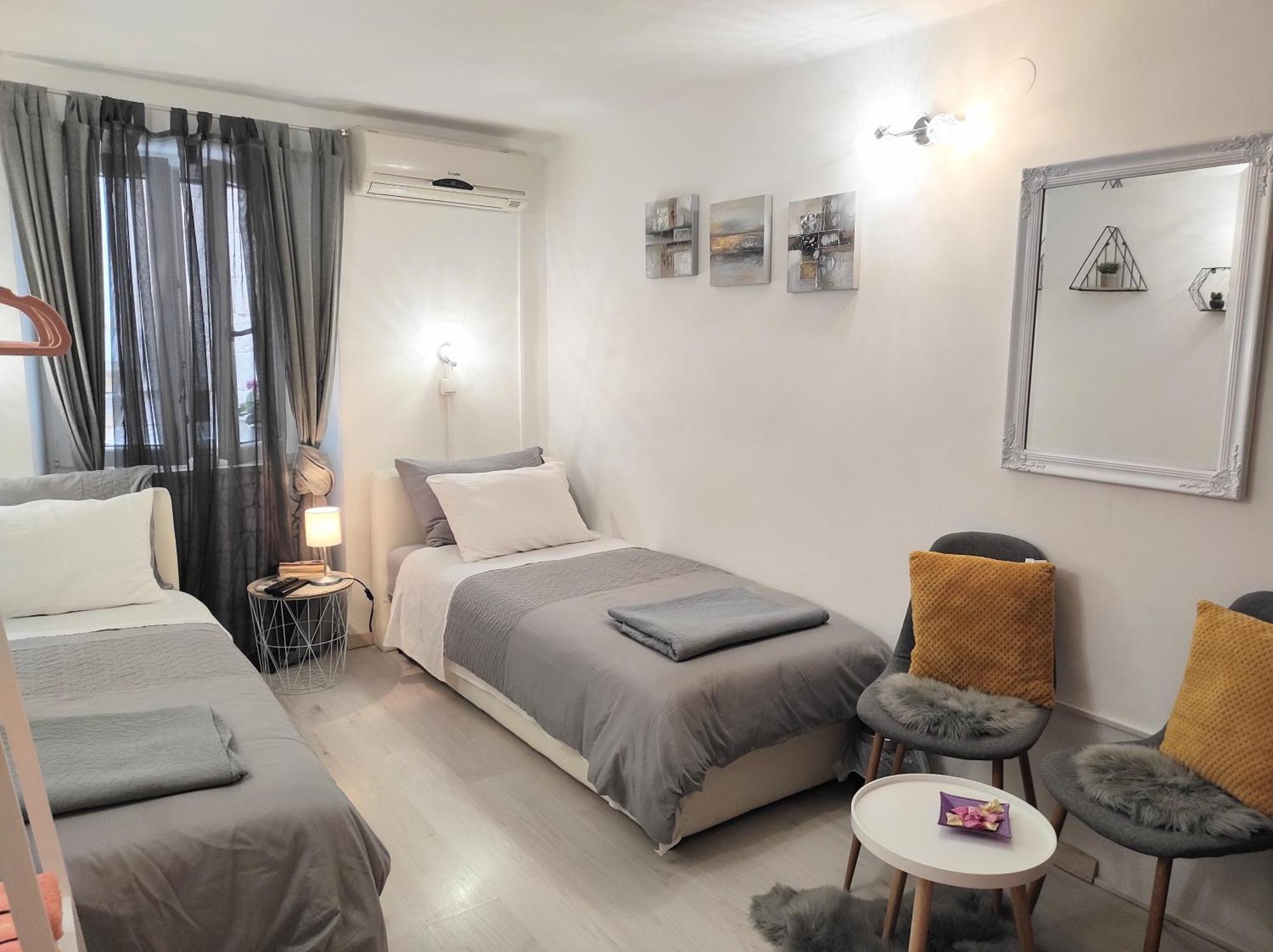 Apartments & Rooms As ヴィス 部屋 写真